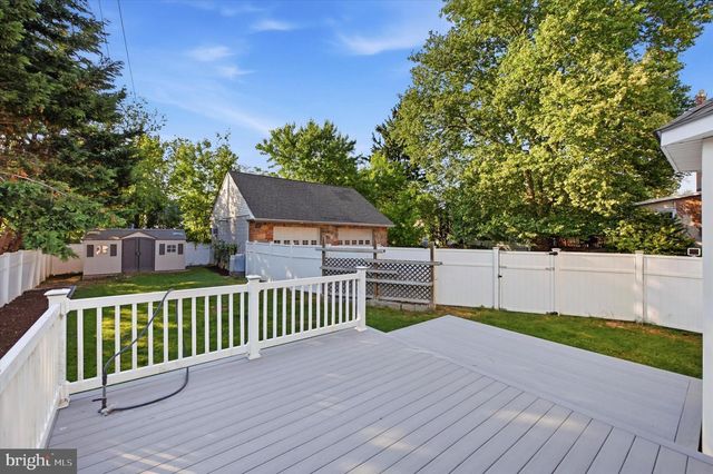 1211 MORTON AVE, Folsom, PA 19033