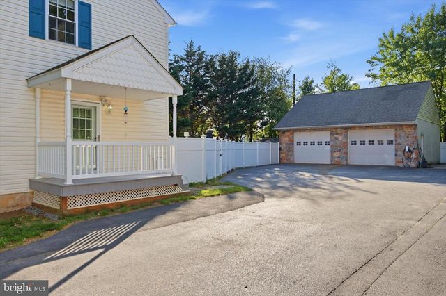 1211 MORTON AVE, Folsom, PA 19033
