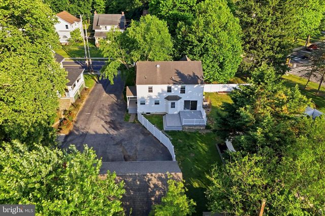 1211 MORTON AVE, Folsom, PA 19033
