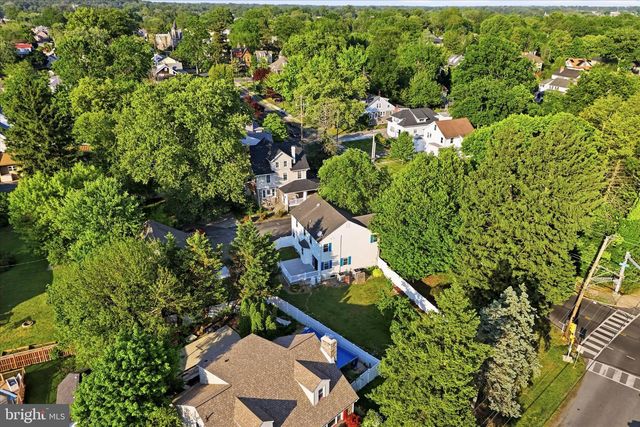 1211 MORTON AVE, Folsom, PA 19033