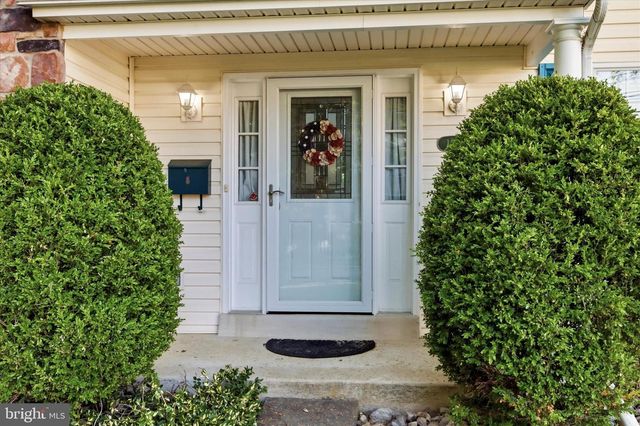 1211 MORTON AVE, Folsom, PA 19033