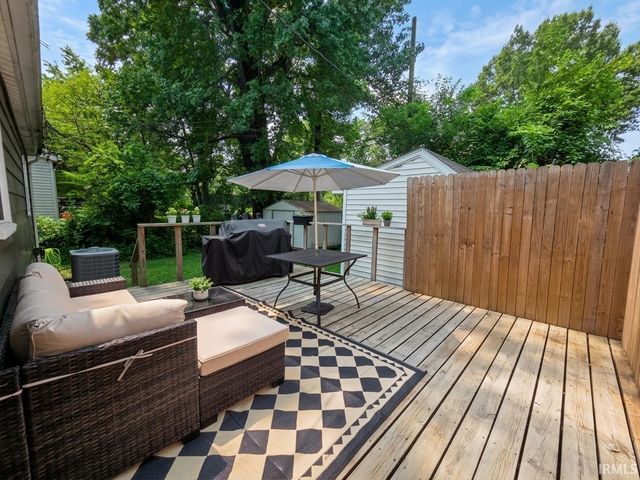 2701 S Englewood Avenue, Evansville, IN 47714
