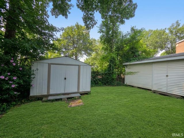 2701 S Englewood Avenue, Evansville, IN 47714