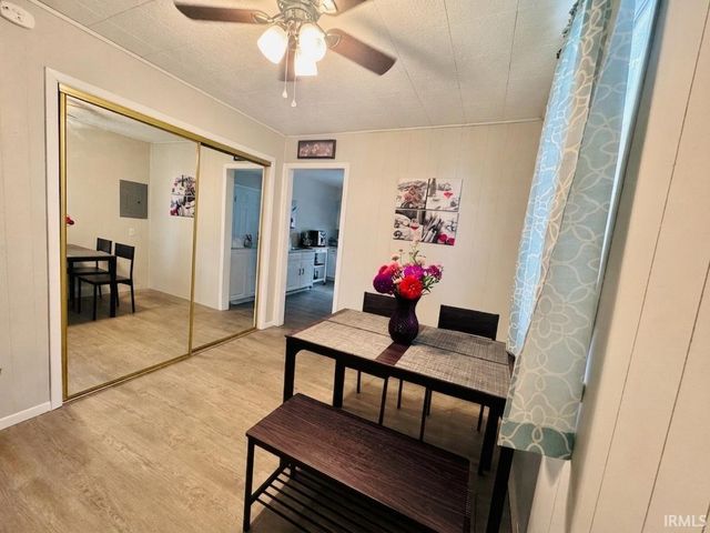 2701 S Englewood Avenue, Evansville, IN 47714