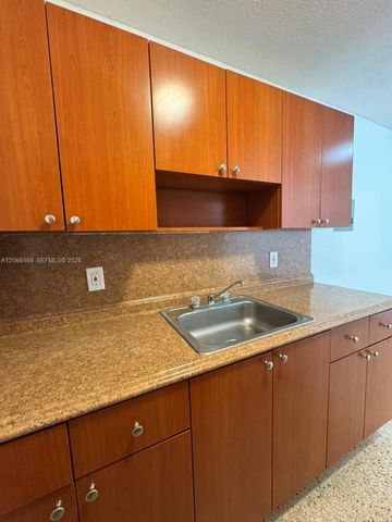 735 W 15th Street 4, Hialeah, FL 33010