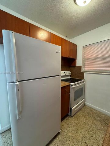 735 W 15th Street 4, Hialeah, FL 33010