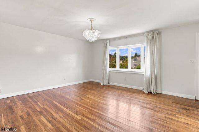 13 Kovach St, Franklin Boro, NJ 07416