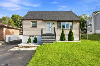 13 Kovach St, Franklin Boro, NJ 07416