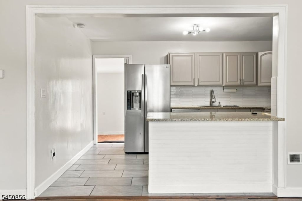 13 Kovach St, Franklin Boro, NJ 07416 — photo 3