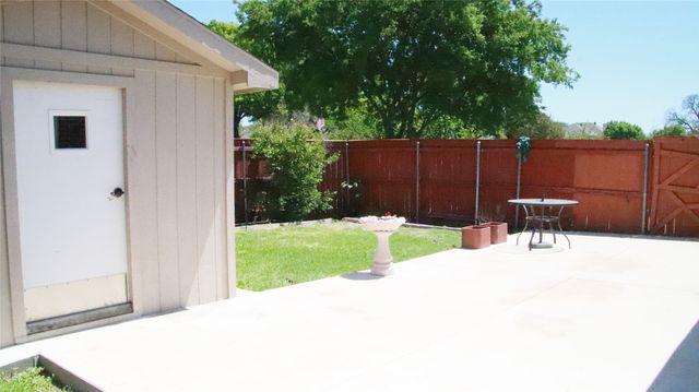 2226 Orchard Trail, Garland, TX 75040