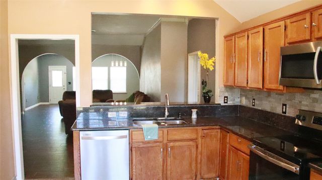 2226 Orchard Trail, Garland, TX 75040