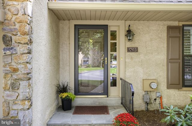 1703 WEATHERSTONE DR, Paoli, PA 19301
