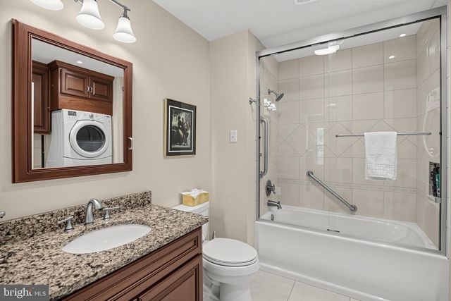 1703 WEATHERSTONE DR, Paoli, PA 19301