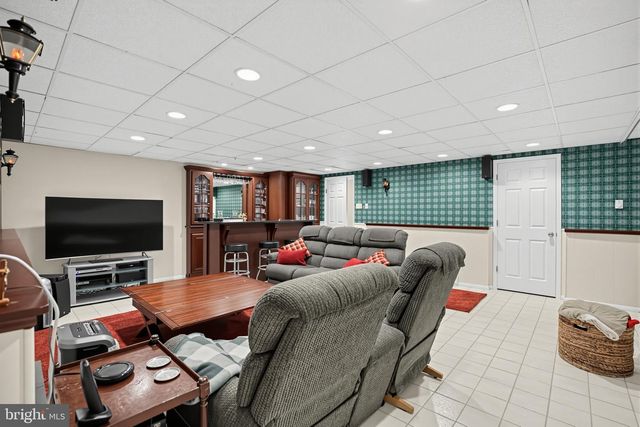 1703 WEATHERSTONE DR, Paoli, PA 19301