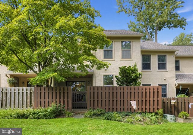 1703 WEATHERSTONE DR, Paoli, PA 19301