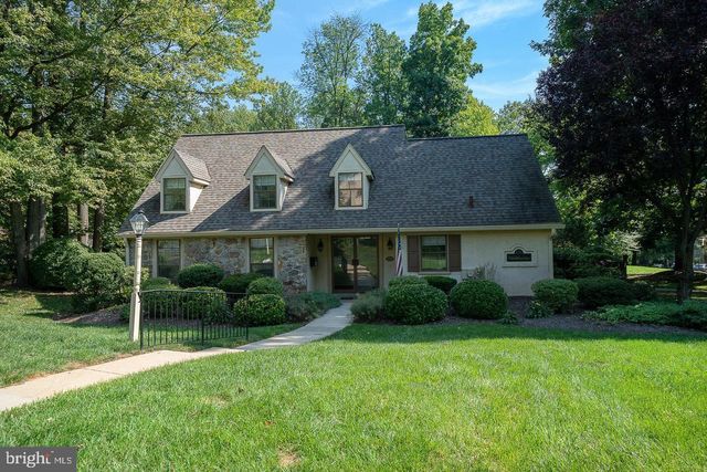 1703 WEATHERSTONE DR, Paoli, PA 19301
