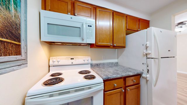 180 Main Street 3304, Bridgewater, MA 02324