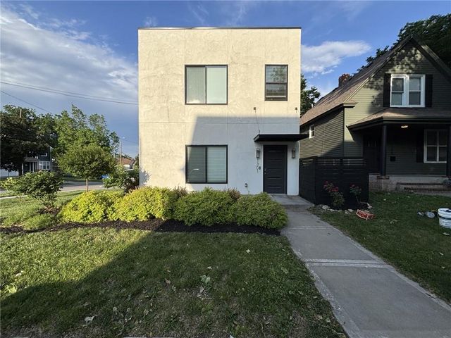 1301 W 41st Street, Kansas City, MO 64110