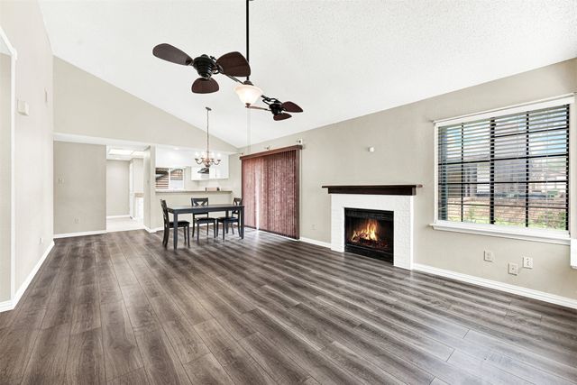 5908 Baroncrest Drive, Arlington, TX 76017