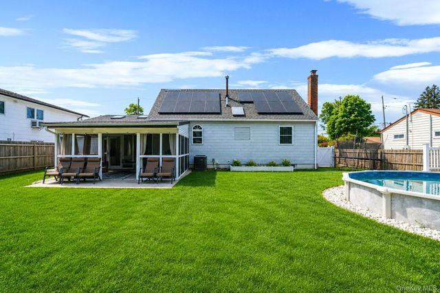 449 Chelsea Avenue, West Babylon, NY 11704