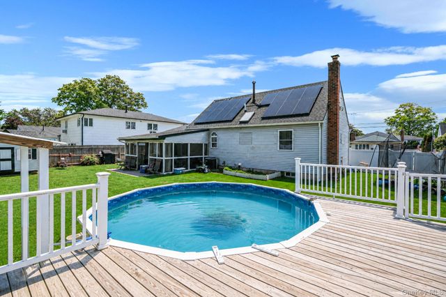 449 Chelsea Avenue, West Babylon, NY 11704