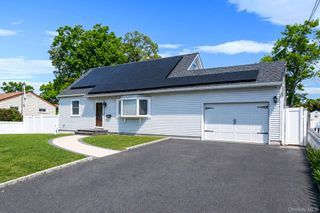 449 Chelsea Avenue, West Babylon, NY 11704