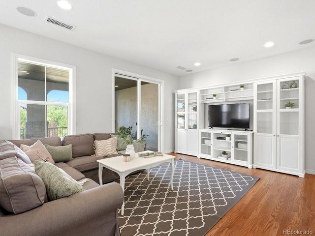 10523 Morningdew Ct, Highlands Ranch, CO 80126