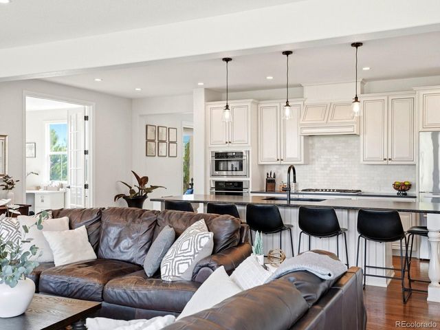 10523 Morningdew Ct, Highlands Ranch, CO 80126