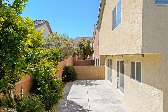 9727 Waukegan Avenue, Las Vegas, NV 89148