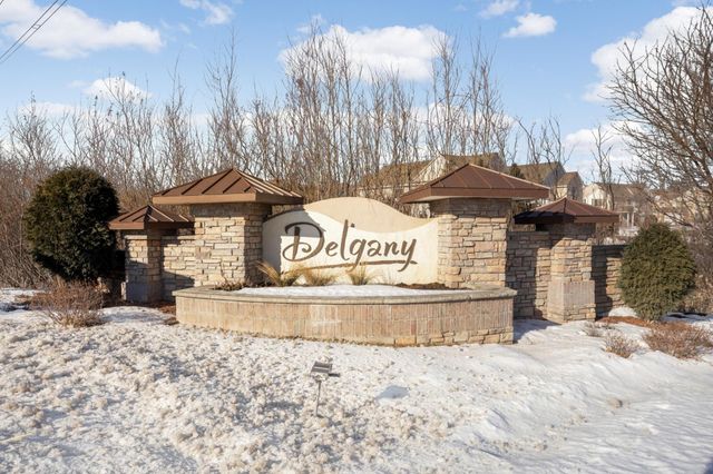 18481 98th Place N, Maple Grove, MN 55311