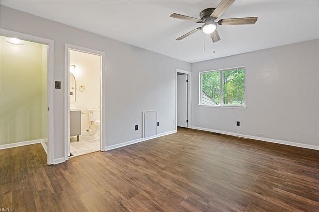 1302 Elk CT, Virginia Beach, VA 23464