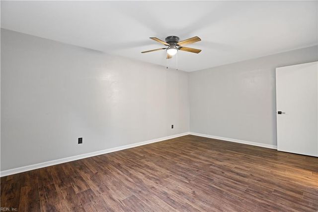 1302 Elk CT, Virginia Beach, VA 23464