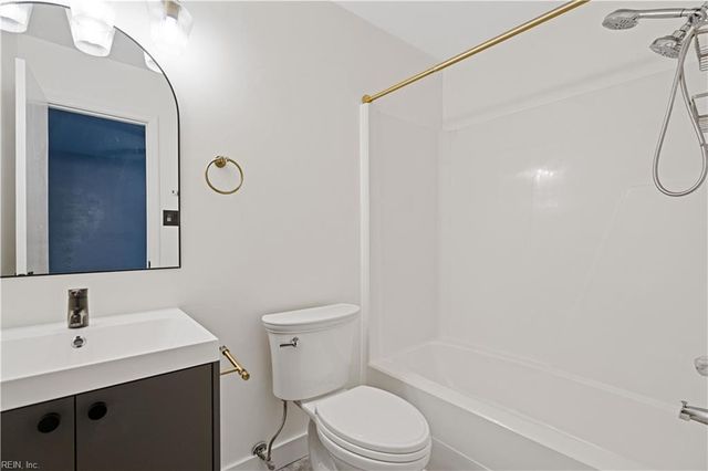 1302 Elk CT, Virginia Beach, VA 23464