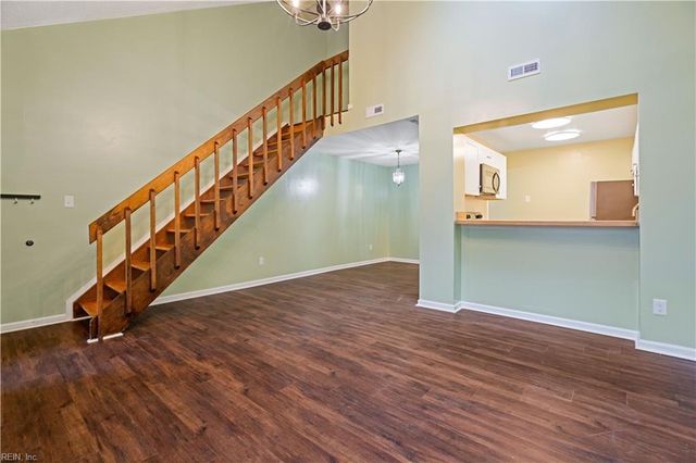 1302 Elk CT, Virginia Beach, VA 23464