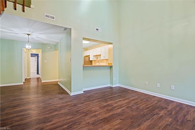 1302 Elk CT, Virginia Beach, VA 23464