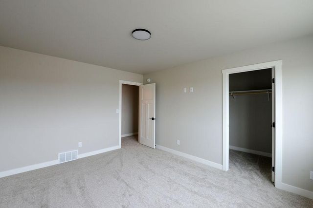 6914 3rd Street NW, Moorhead, MN 56560