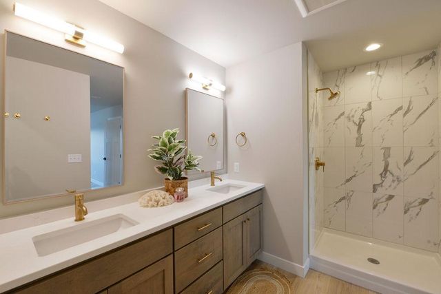 6914 3rd Street NW, Moorhead, MN 56560