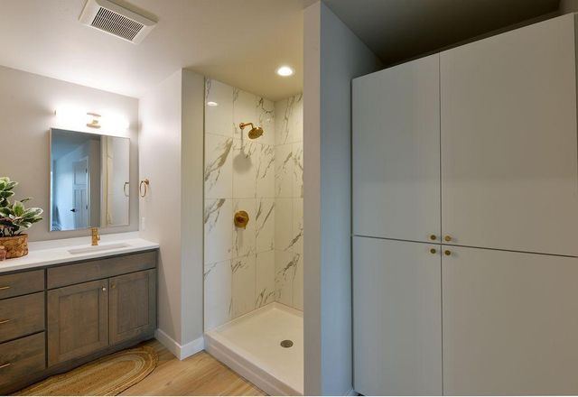 6914 3rd Street NW, Moorhead, MN 56560