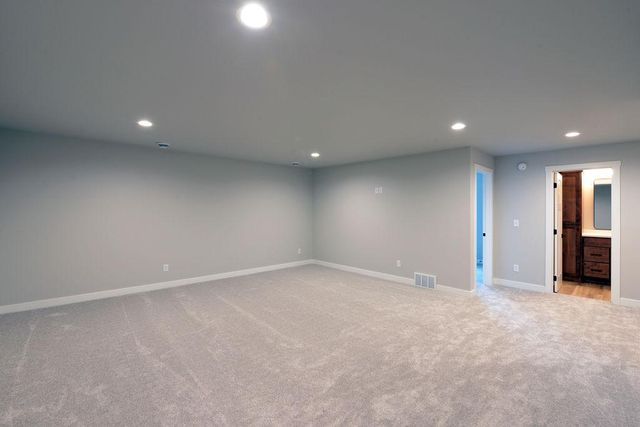 6914 3rd Street NW, Moorhead, MN 56560