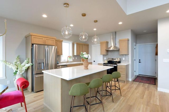 6914 3rd Street NW, Moorhead, MN 56560