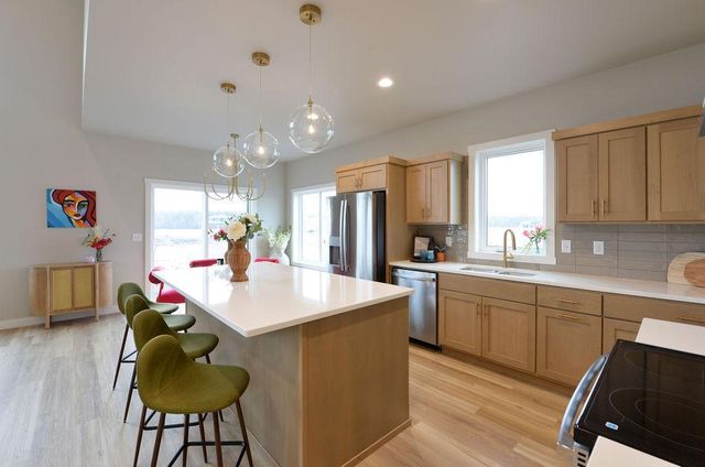 6914 3rd Street NW, Moorhead, MN 56560