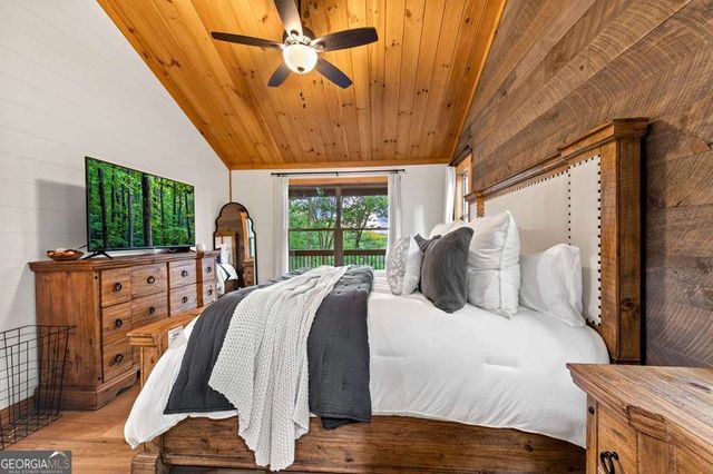 241 Wolf Creek Mountain Road, Mineral Bluff, GA 30559