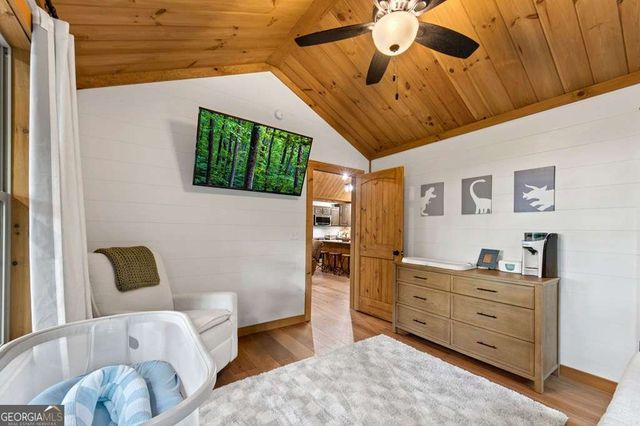 241 Wolf Creek Mountain Road, Mineral Bluff, GA 30559