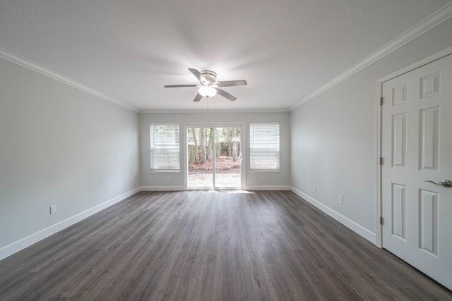 10 Shamrock Drive, Mary Esther, FL 32569
