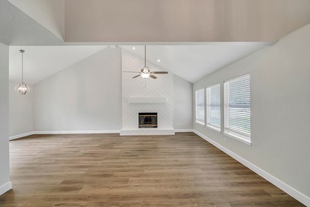 10 Shamrock Drive, Mary Esther, FL 32569