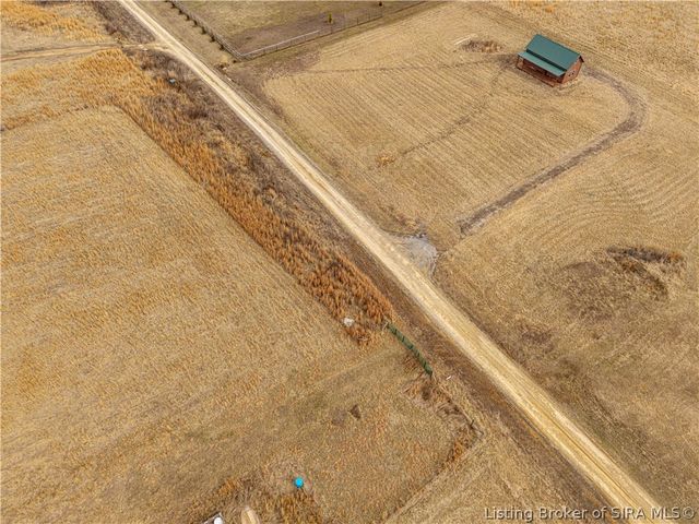 3995 N Garden Lane, Milltown, IN 47145