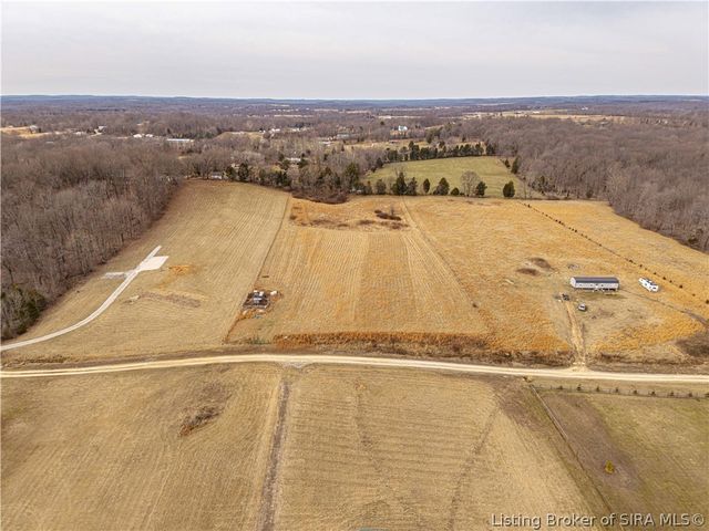 3995 N Garden Lane, Milltown, IN 47145