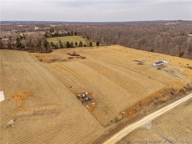 3995 N Garden Lane, Milltown, IN 47145