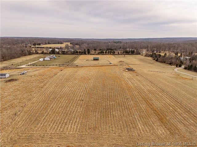 3995 N Garden Lane, Milltown, IN 47145