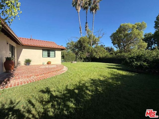 14655 Morrison Street, Los Angeles, CA 91403